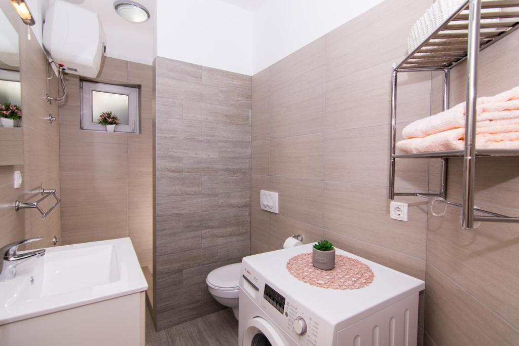 Apartman Sun Solinアパートメント エクステリア 写真
