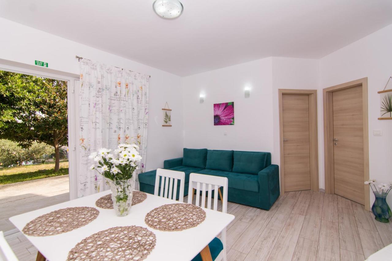 Apartman Sun Solinアパートメント エクステリア 写真