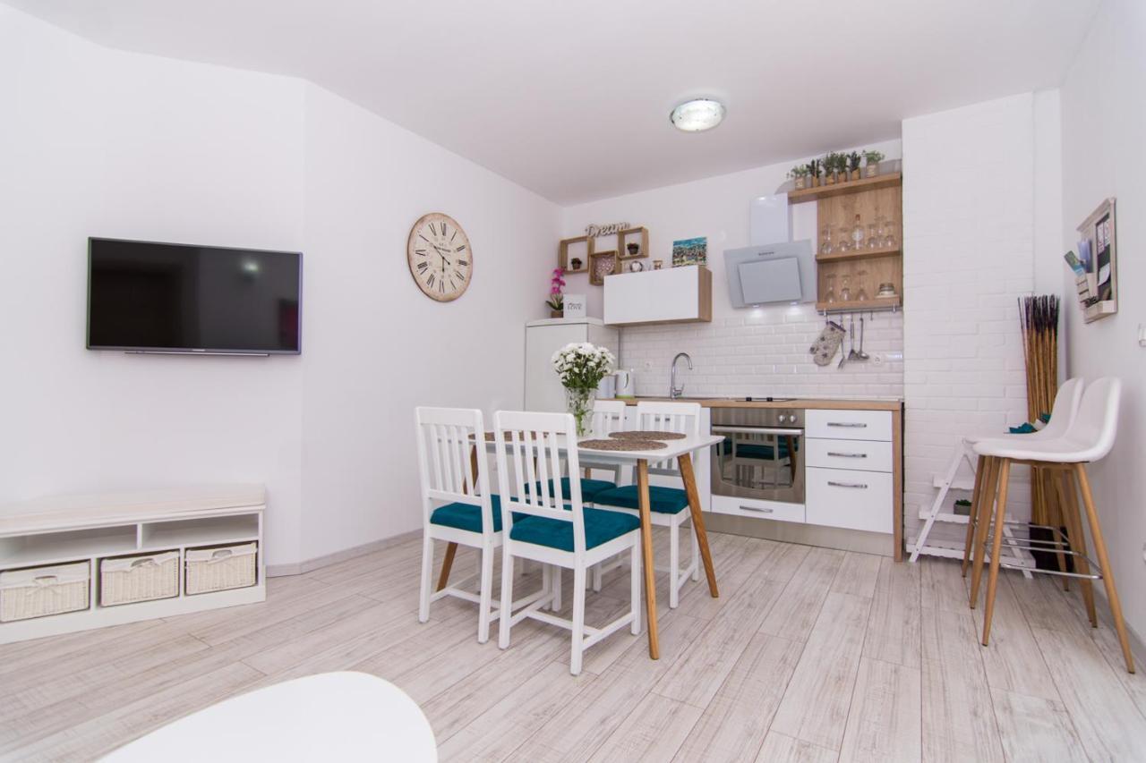 Apartman Sun Solinアパートメント エクステリア 写真