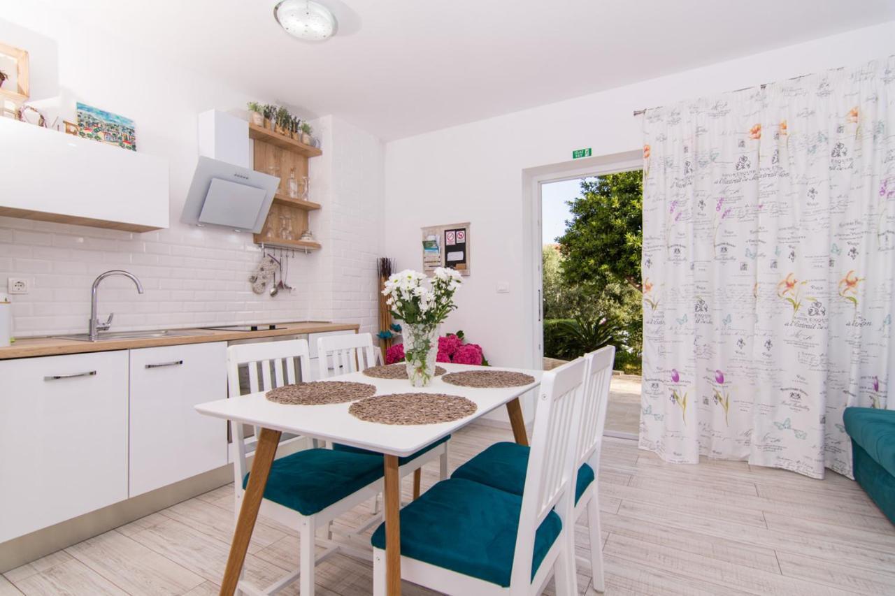 Apartman Sun Solinアパートメント エクステリア 写真